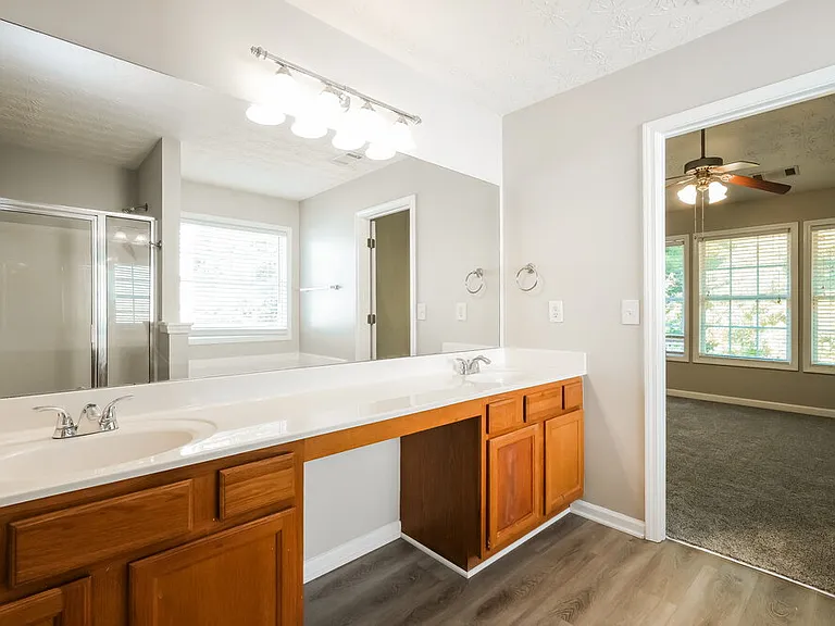 6739 Island Pointe Dr — Photo 12
