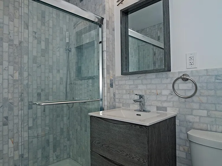 52 Ludlow St #1A — Photo 4