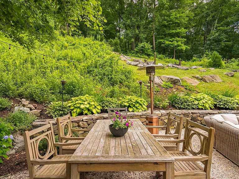 260 White Deer Rocks Rd — Photo 12