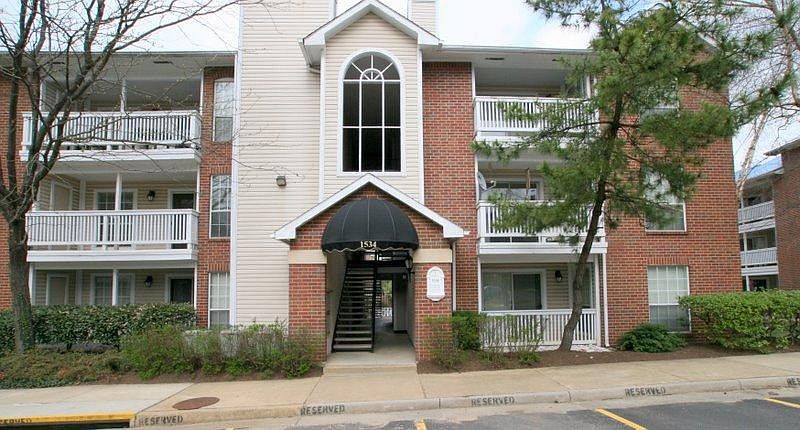 1st image of 1524 Lincoln Way APT 139