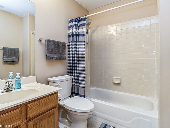 4th image of 21334 Edison Ln