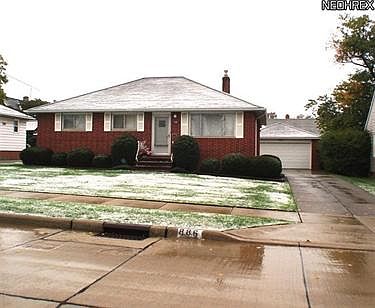 1st image of 886 E 210th St