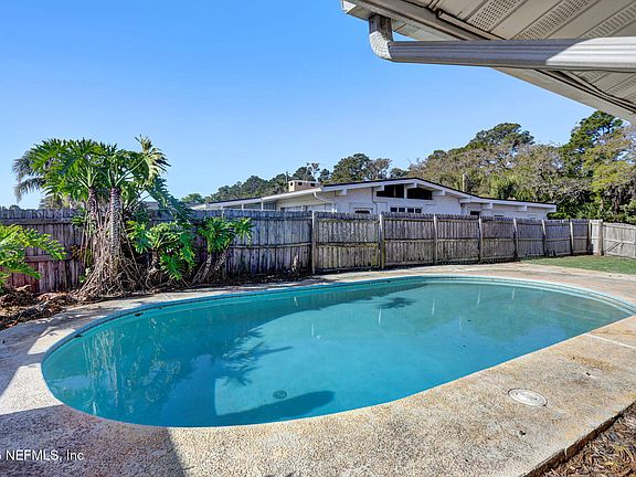 3rd image of 3345 EUNICE Road