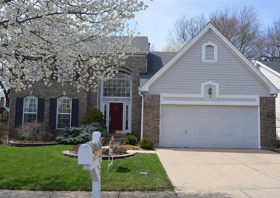 1st image of 9842 Grantview Forest Dr