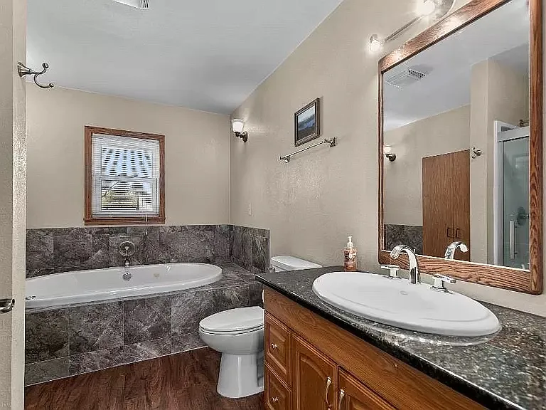 225 Prospect St — Photo 16