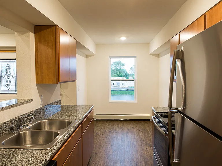 North Pointe Apartments — Photo 20