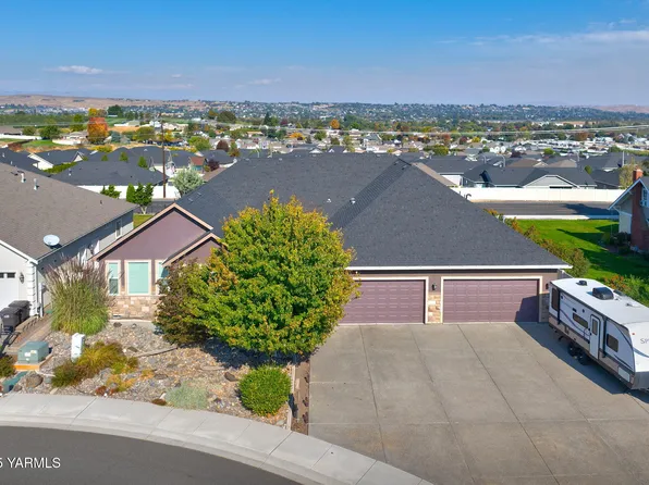 7501 Crestfields Rd, Yakima, WA 98903