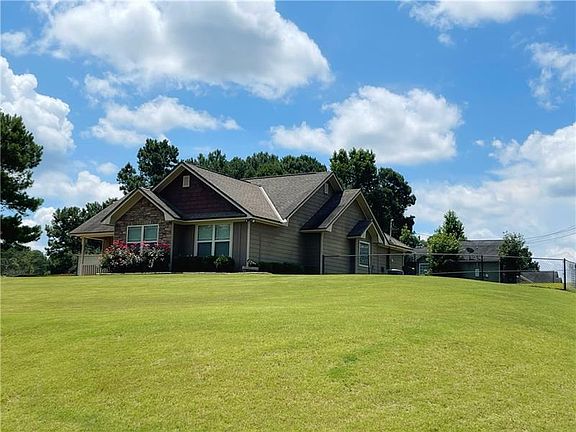 2nd image of 793 Lee Road 2087