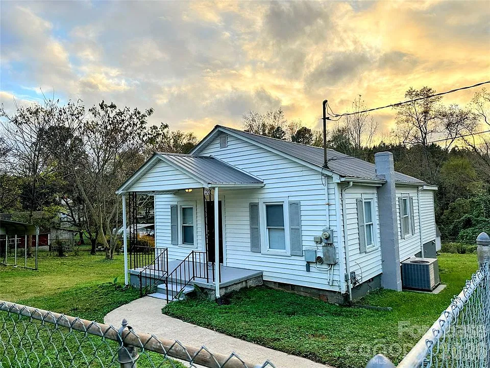 120 Charlwood Dr
