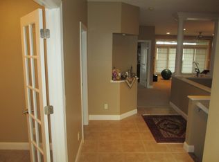 2057 Country Club Dr, Mason City, IA 50401