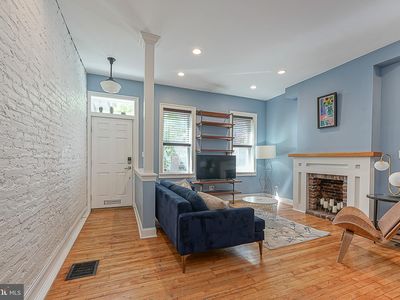 1927 Montrose St, Philadelphia, PA, 19146