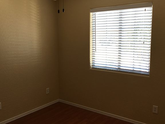 front bedroom#4   