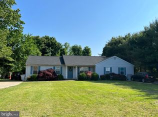 65 E Elmer Rd, Vineland, NJ 08360