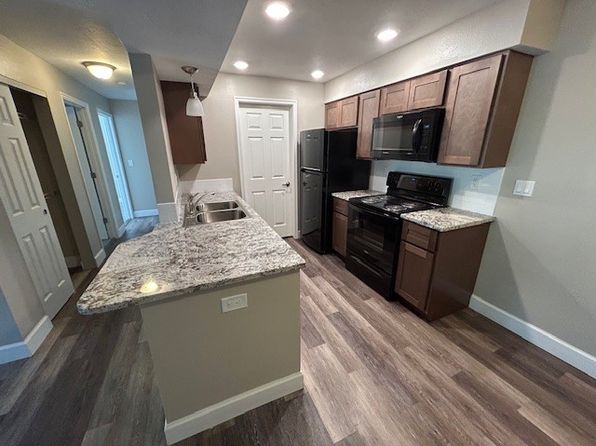 1800 N Cole Rd APT L207