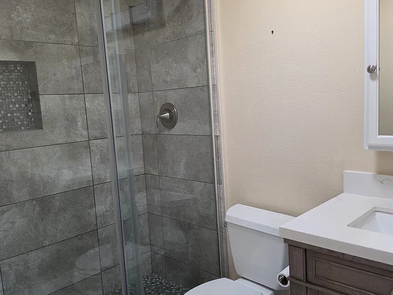 2361 Valley View Pl — Photo 4