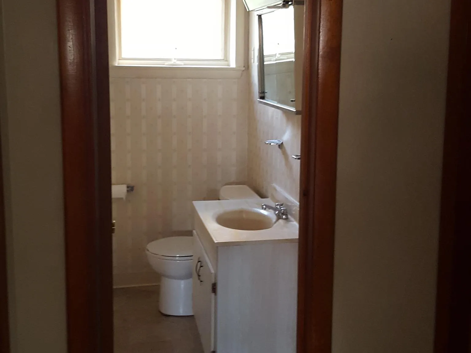 2 bed, 850 sqft, $585 — Photo 4