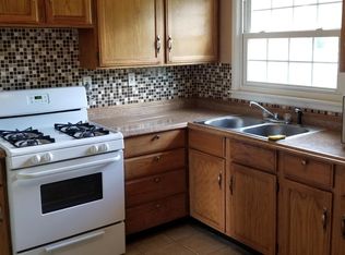 2516 Meadow Dr, Louisville, KY 40218