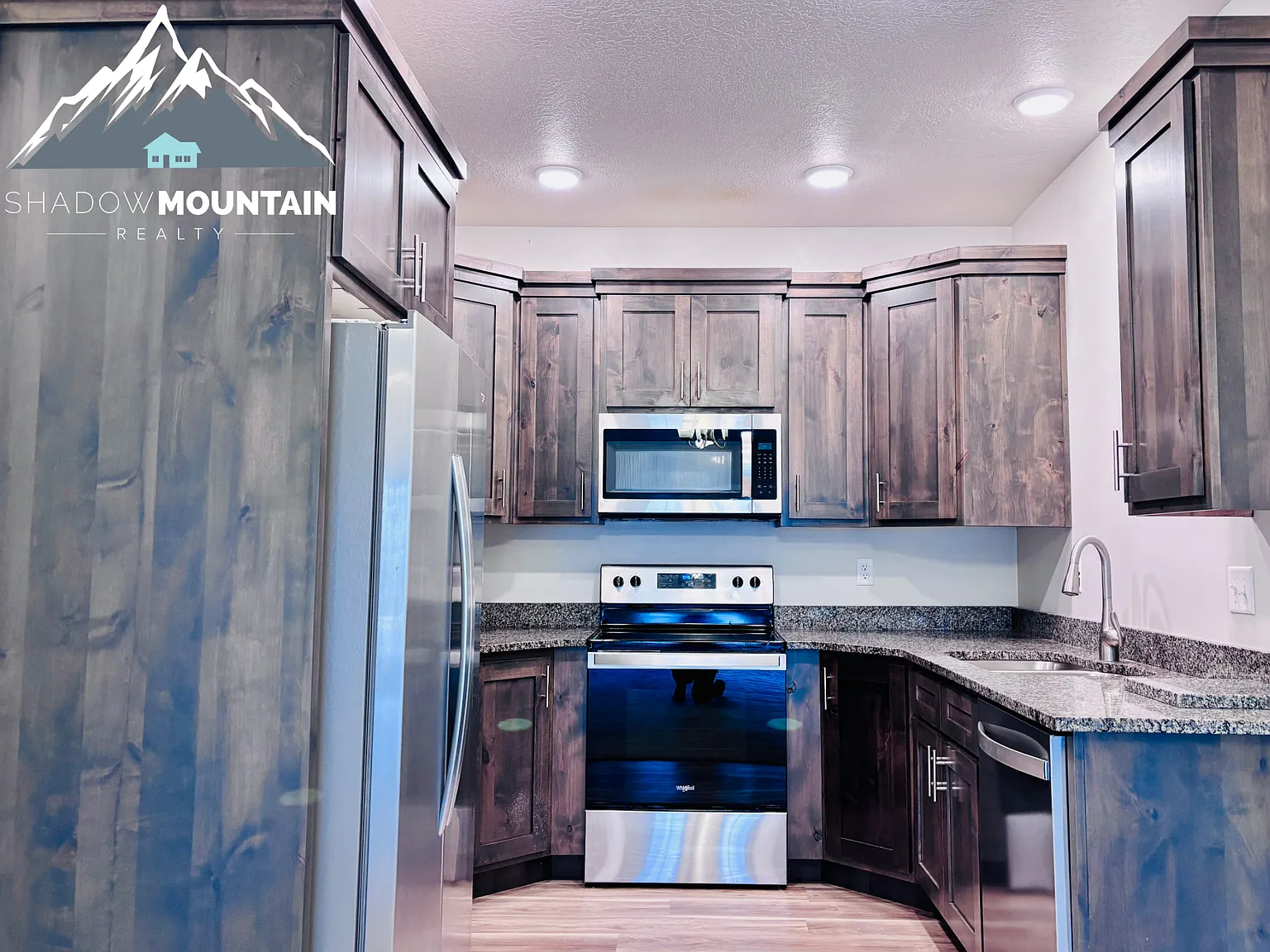 3 bed, 1214 sqft, $1,550 — Photo 4