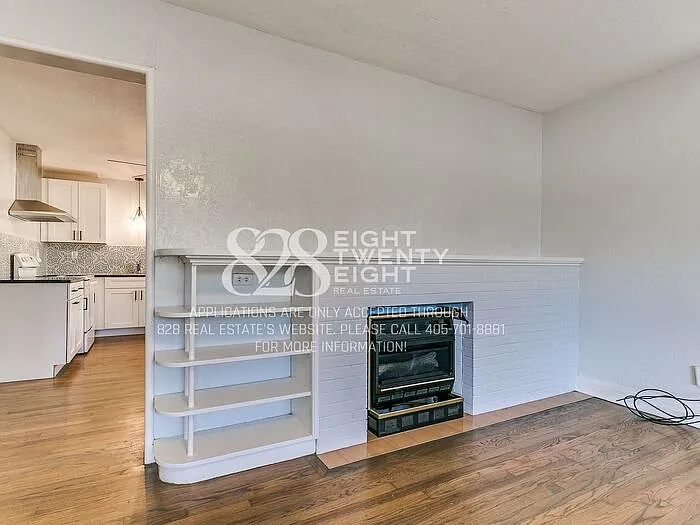 930 Miller Ave — Photo 15
