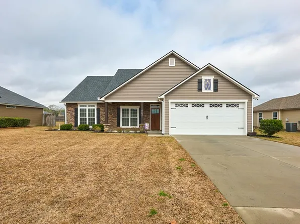 4063 McKenzie Ln, Valdosta, GA 31605
