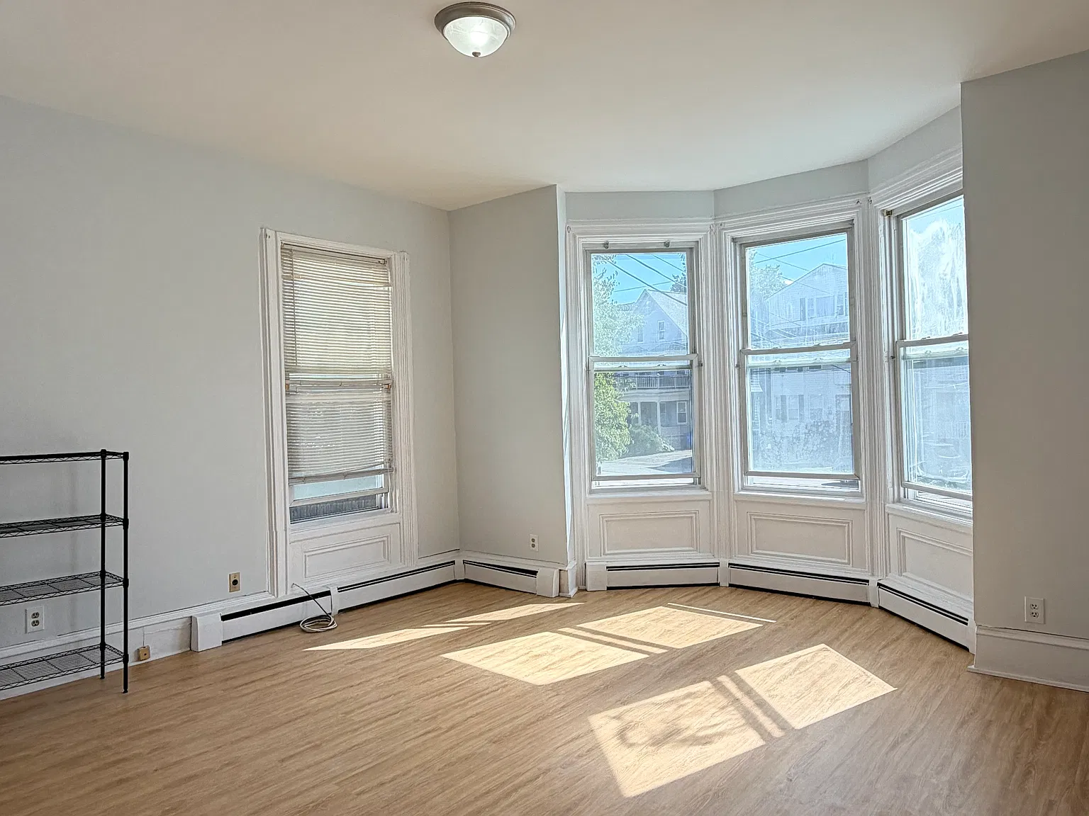 1644 Broad St — Photo 3