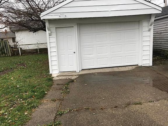 5th image of 2337 Saint Peter St