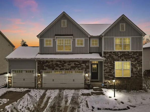 566 Preston Trails Dr, Pickerington, OH 43147