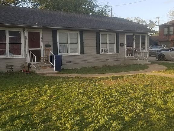 2nd image of 1011 Avenue K APT 1