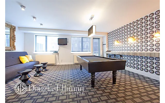 Sold by Douglas Elliman | media 24