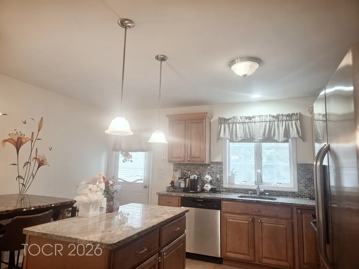 2 bed, 1.5 bath, $3,500 — Photo 4
