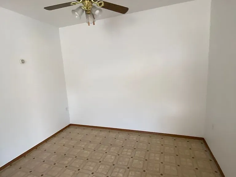 6101 North Regal Street — Photo 8