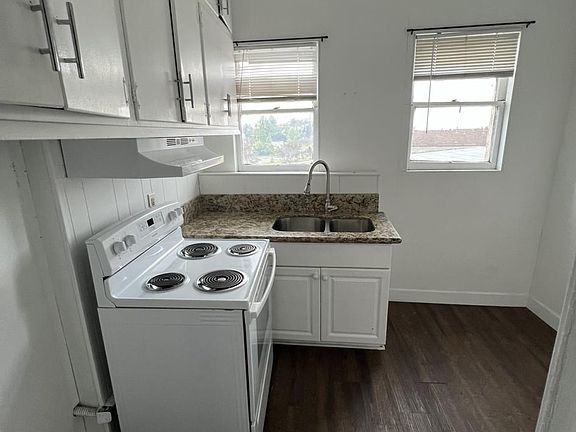3rd image of 5753 1/2 Huntington Dr N