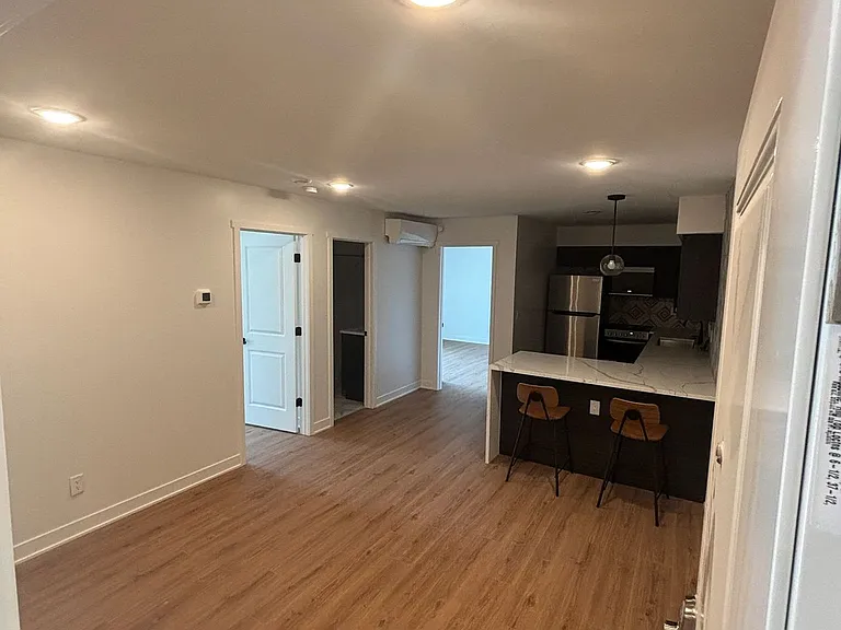 Rosewood Commons — Photo 7