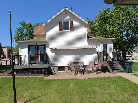 3rd image of 409 12th St