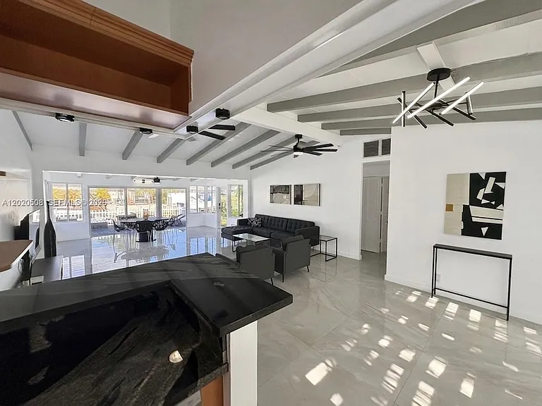 2430 Key Largo Ln — Photo 6
