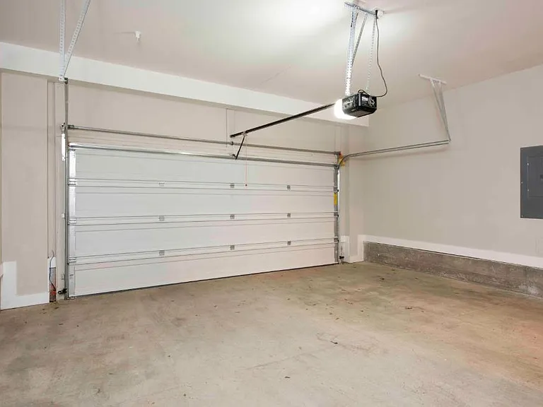294 Reed Walk — Photo 33