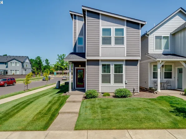 1702 NW Landon St, McMinnville, OR 97128