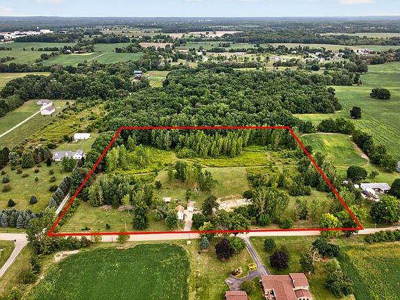 3rd image of 20626 Waldo Rd