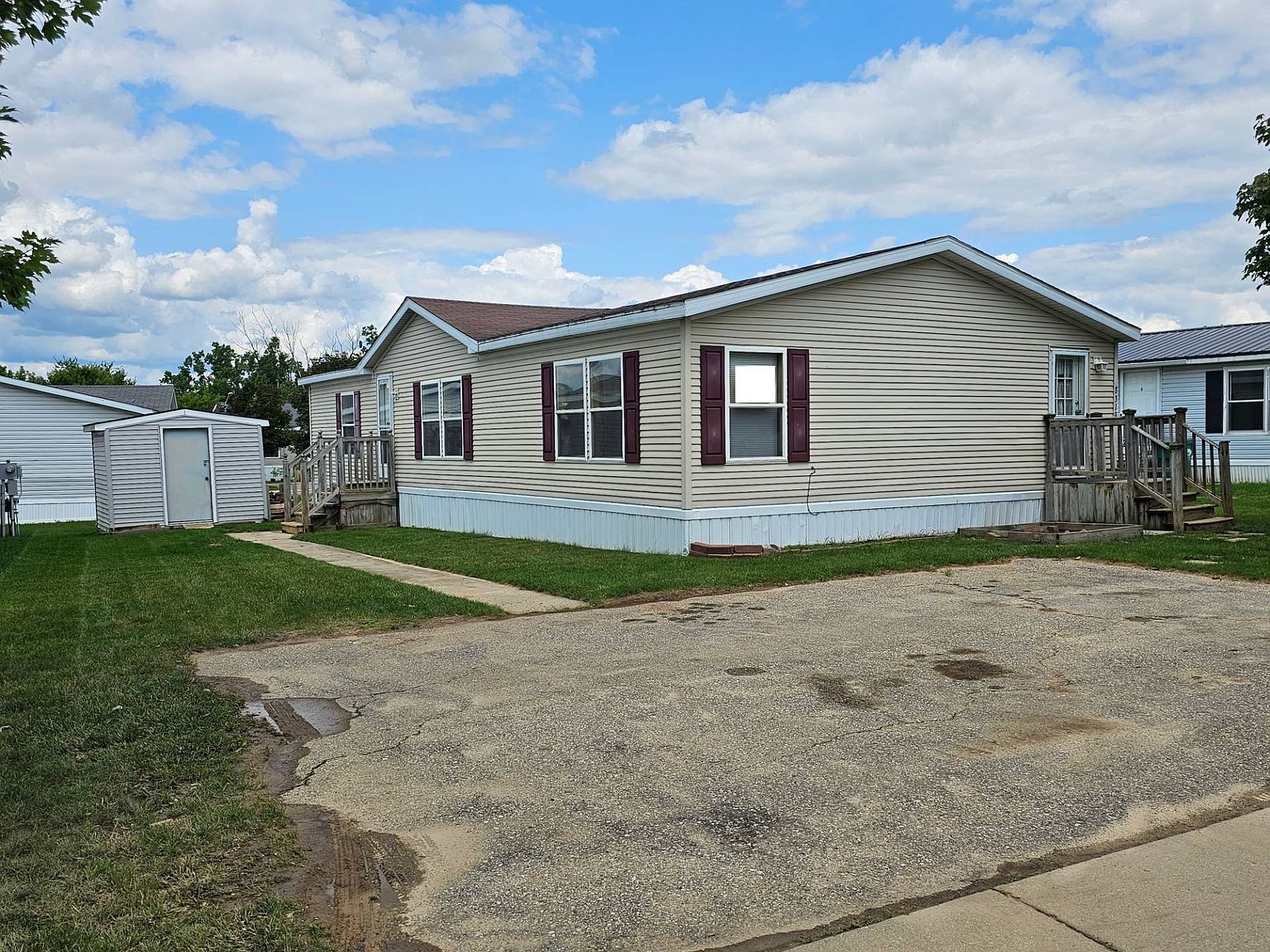 8319 Whitehorn Ln, Fenton, MI 48430 MLS 11185653 Zillow