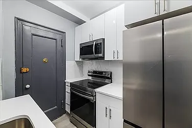 Rented by Living New York