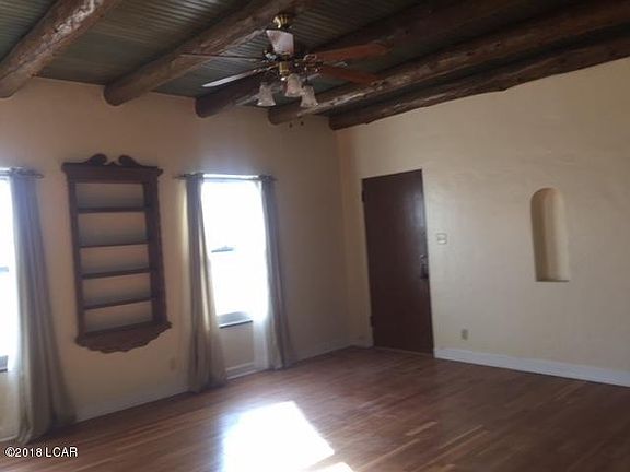 2nd image of 163 S Sunshine Ln