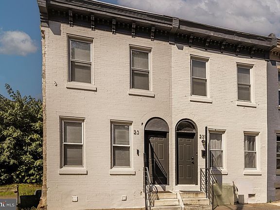 2nd image of 2316 N Myrtlewood St