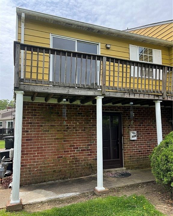 1st image of 906 Winterstick Pl