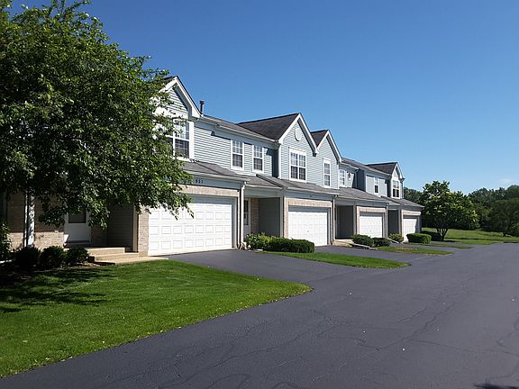 2nd image of 953 Old Oak Cir