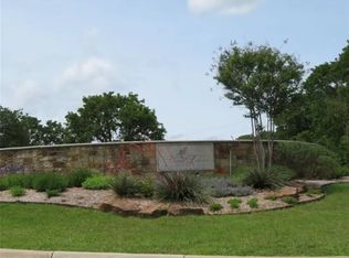 444 Ranchview Ct, Bowie, TX 76230