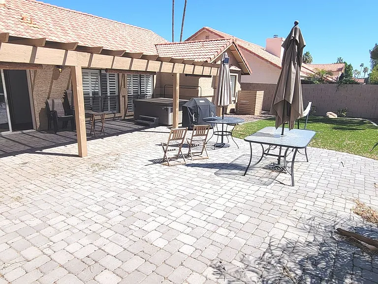 7203 W McRae Way — Photo 4