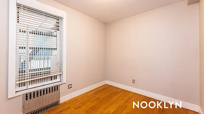 Rented by Nooklyn NYC LLC | media 7