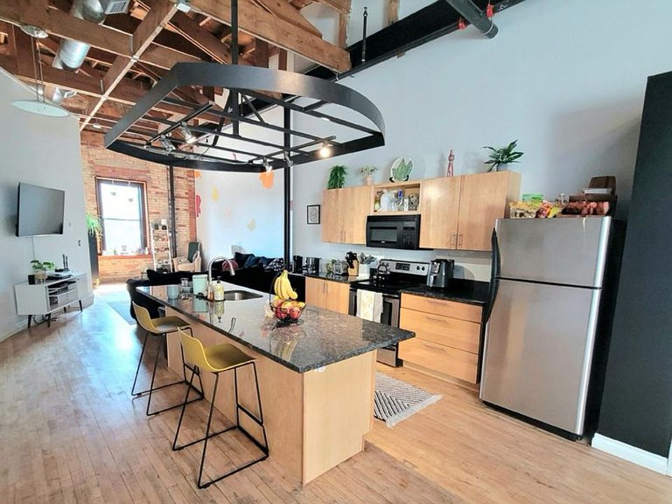 1st image of 222 S Washington Sq #3