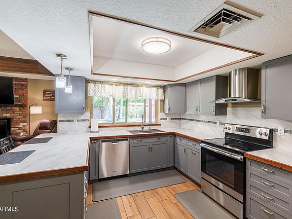5th image of 11033 N 50TH Avenue