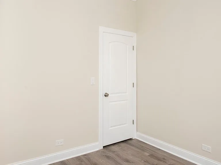 2909 N Mildred Ave #3 — Photo 11